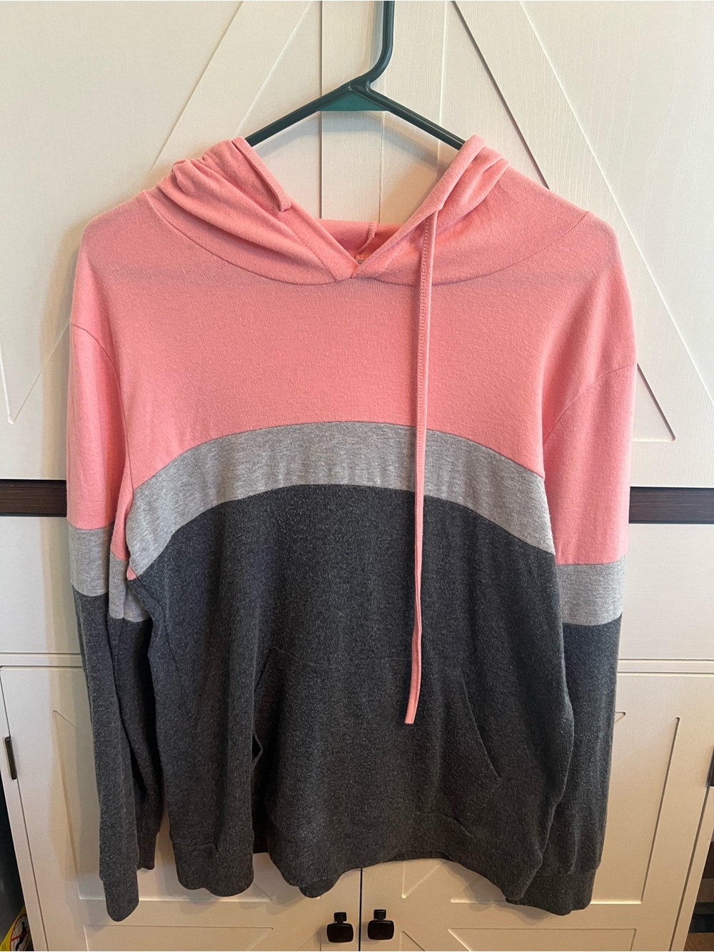 Colorblock Hooded Lightweight Sweatshirt - Pink, Gray, Dark Gray